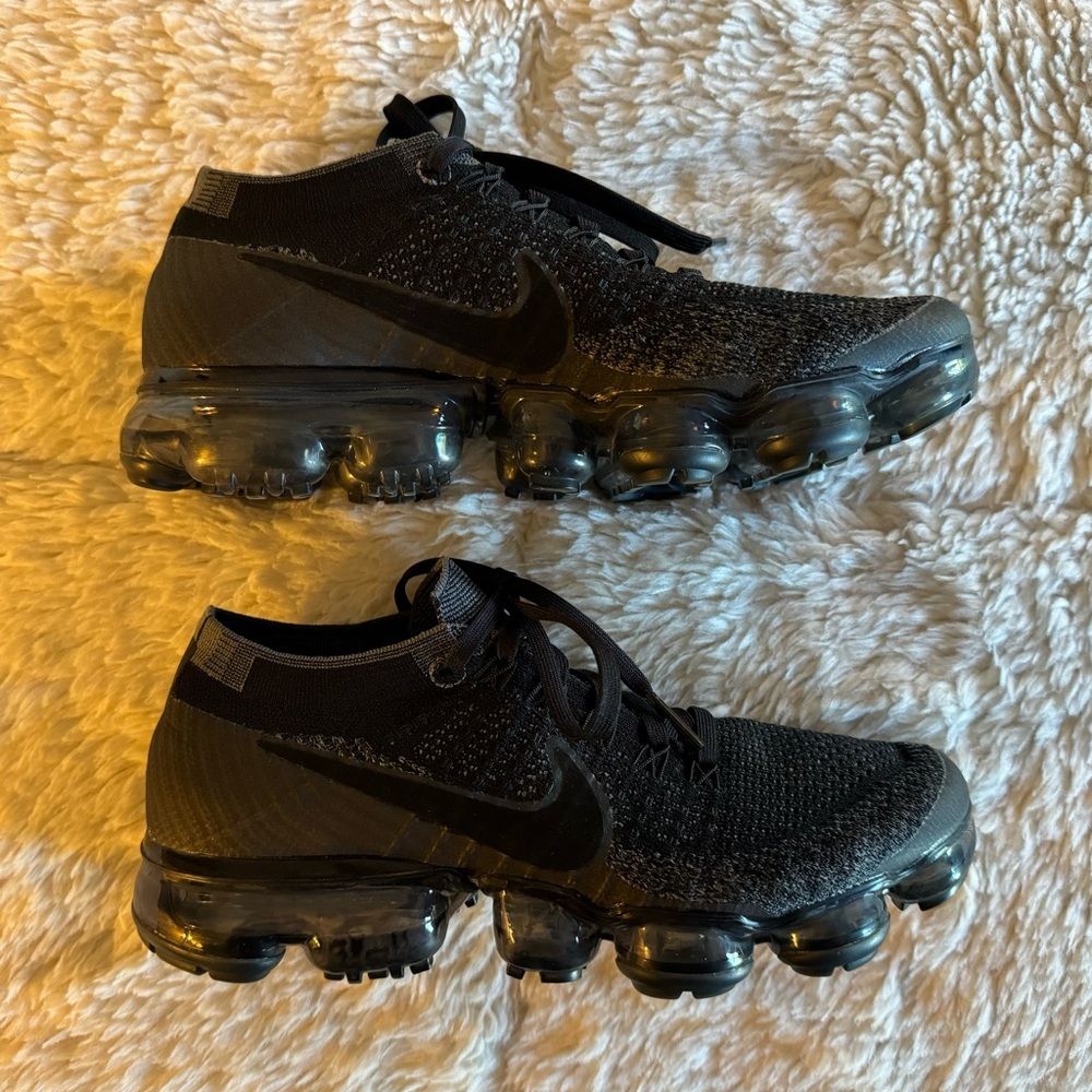 Nike Air VaporMax Tripple Black 2.0 RARE